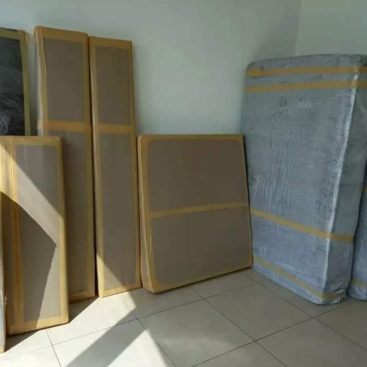 Al Safa Movers professional packers and movers Abu Dhabi — experienced moving team