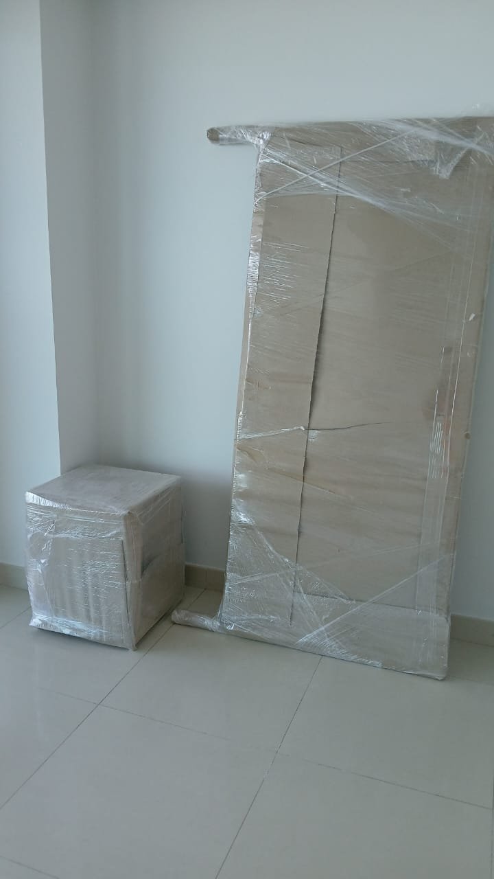 Al Safa Movers apartment moving and relocation services Abu Dhabi — careful apartment moving